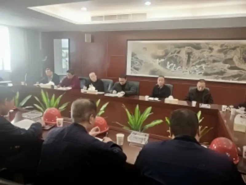 Unirsi insieme per perseguire lo sviluppo e impegnarsi per scrivere un nuovo capitolo: l'azienda organizza il simposio annuale sulla produzione del 2026